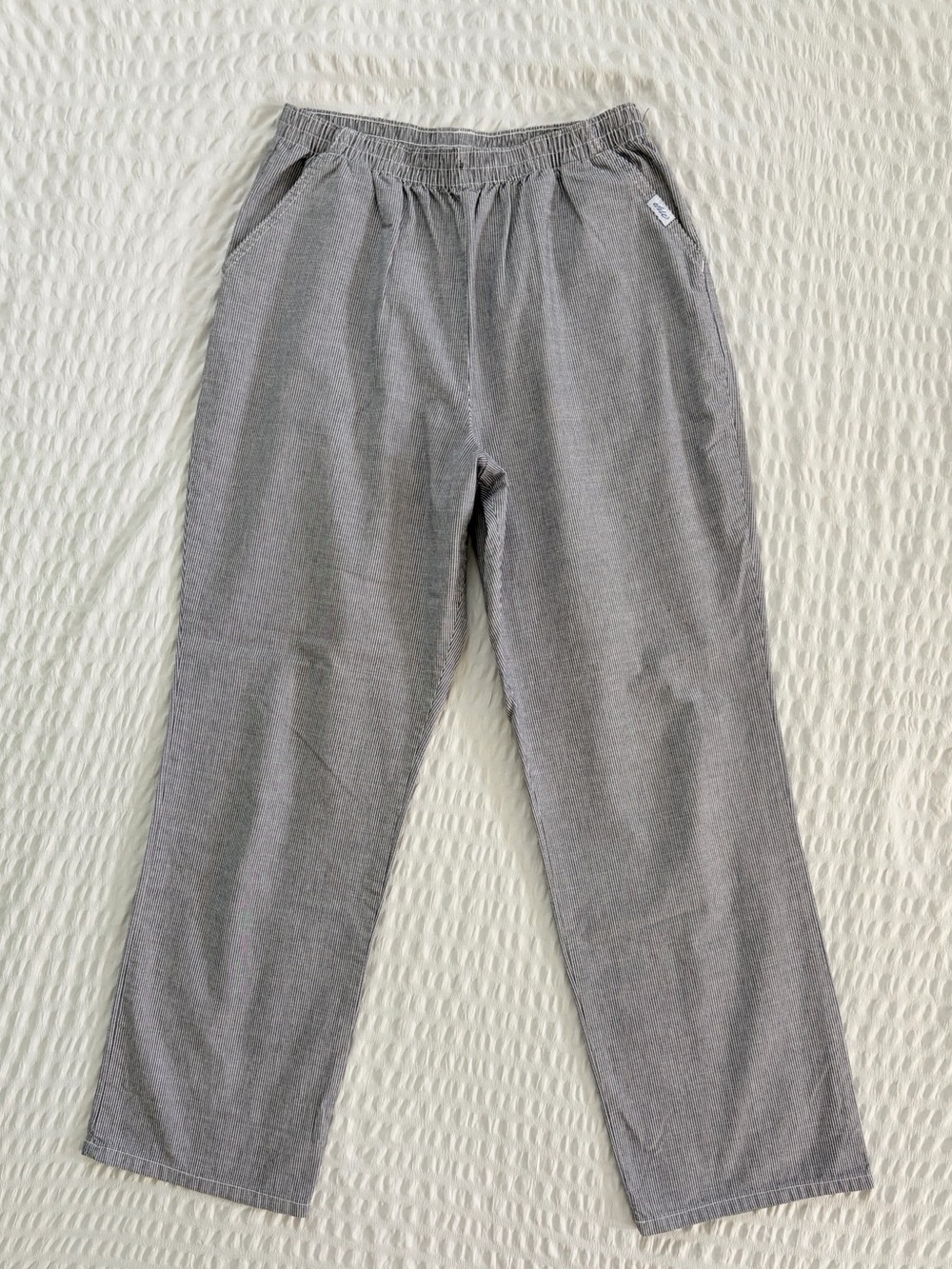 Chic vintage pinstripe pants